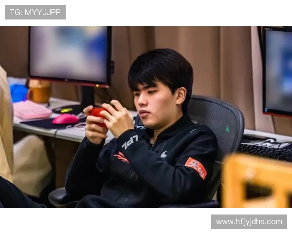 FPX在世界冠军杯中的比赛经验分析与表现评估 FPX在世界冠军杯中的比赛经验分析与表现评估