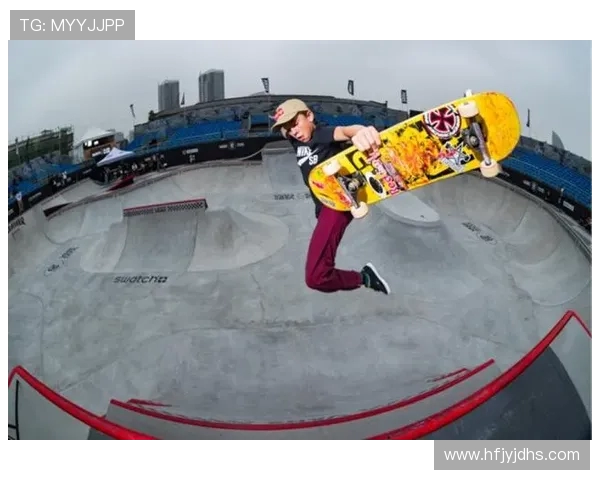 周伟畅谈滑板人生:从热爱到职业的心路历程与成长故事 周伟畅谈滑板人生:从热爱到职业的心路历程与成长故事