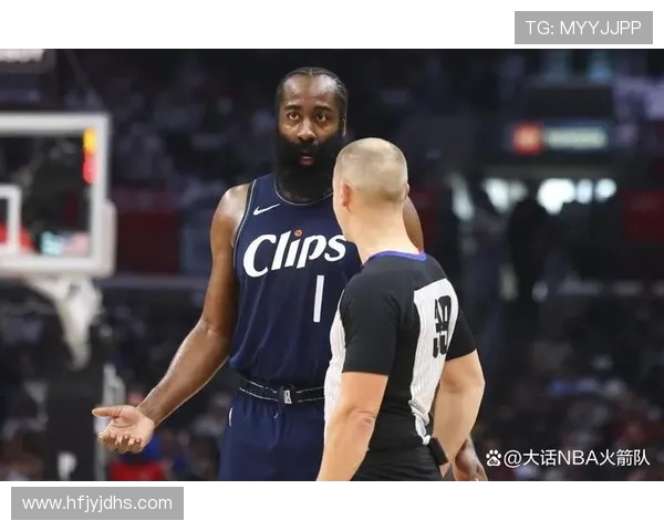 火箭队与快船队激战1415赛季精彩回顾与分析