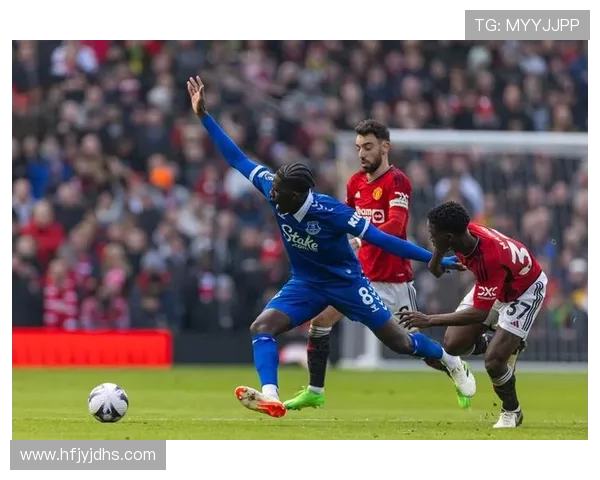 英联杯激战埃弗顿对决曼联谁能笑到最后争夺晋级名额