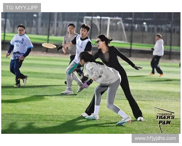 飞盘热潮席卷深圳探访飞盘队的训练与竞技状态